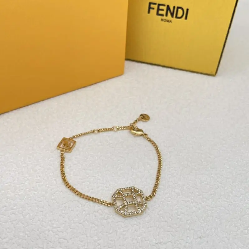 fendi bracelets s_1234a2a